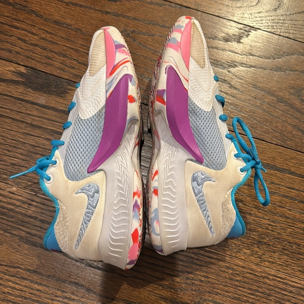 Nike Giannis freak 4 big kids basketball shoe sneaker - Picture 6 of 7